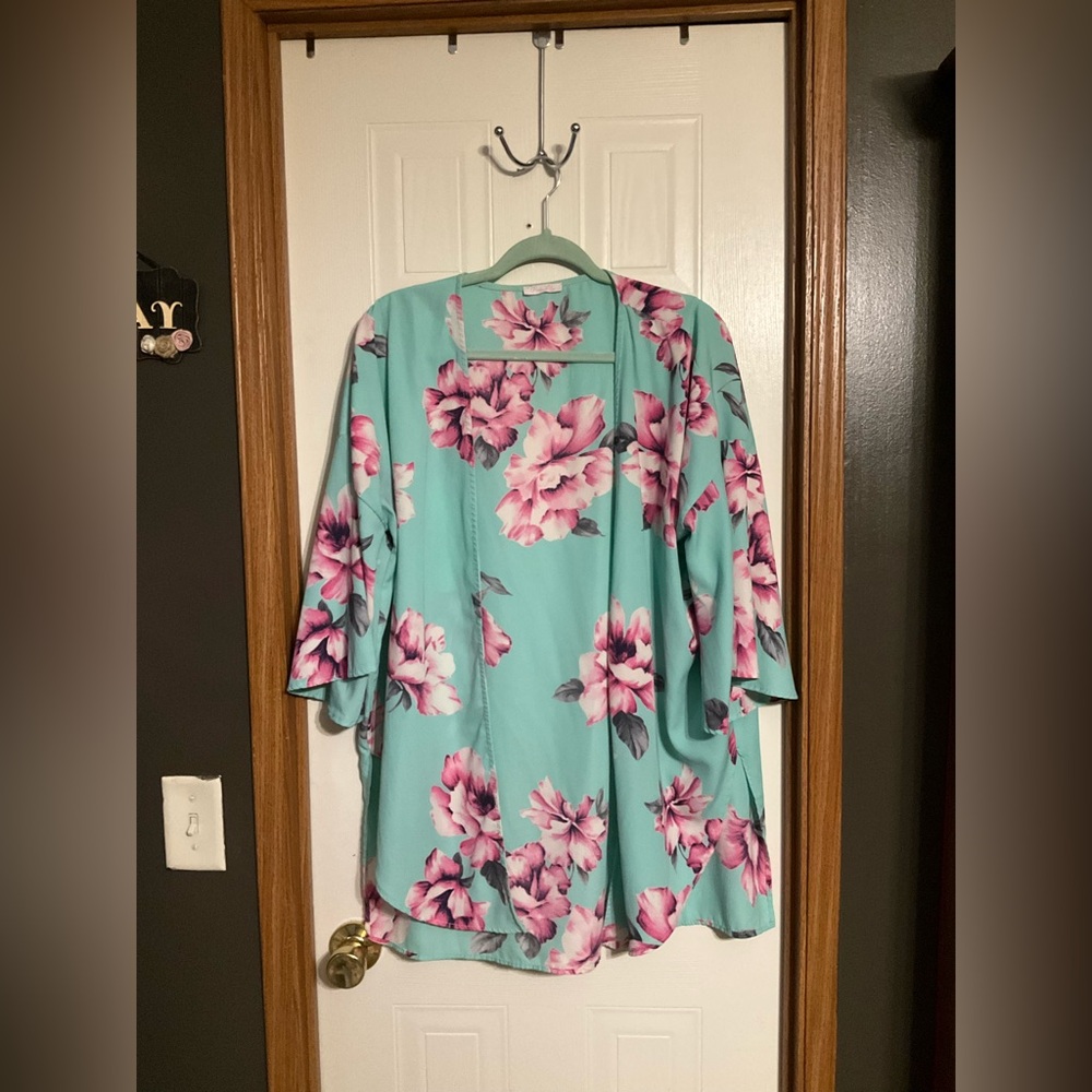 🌸🩵floral cardigan